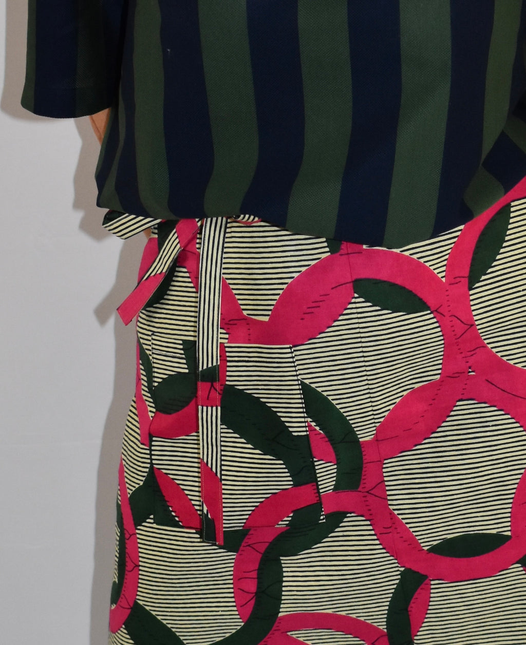 Aline Handmade Green & Pink Circles Midi Wrap Skirt onsēm