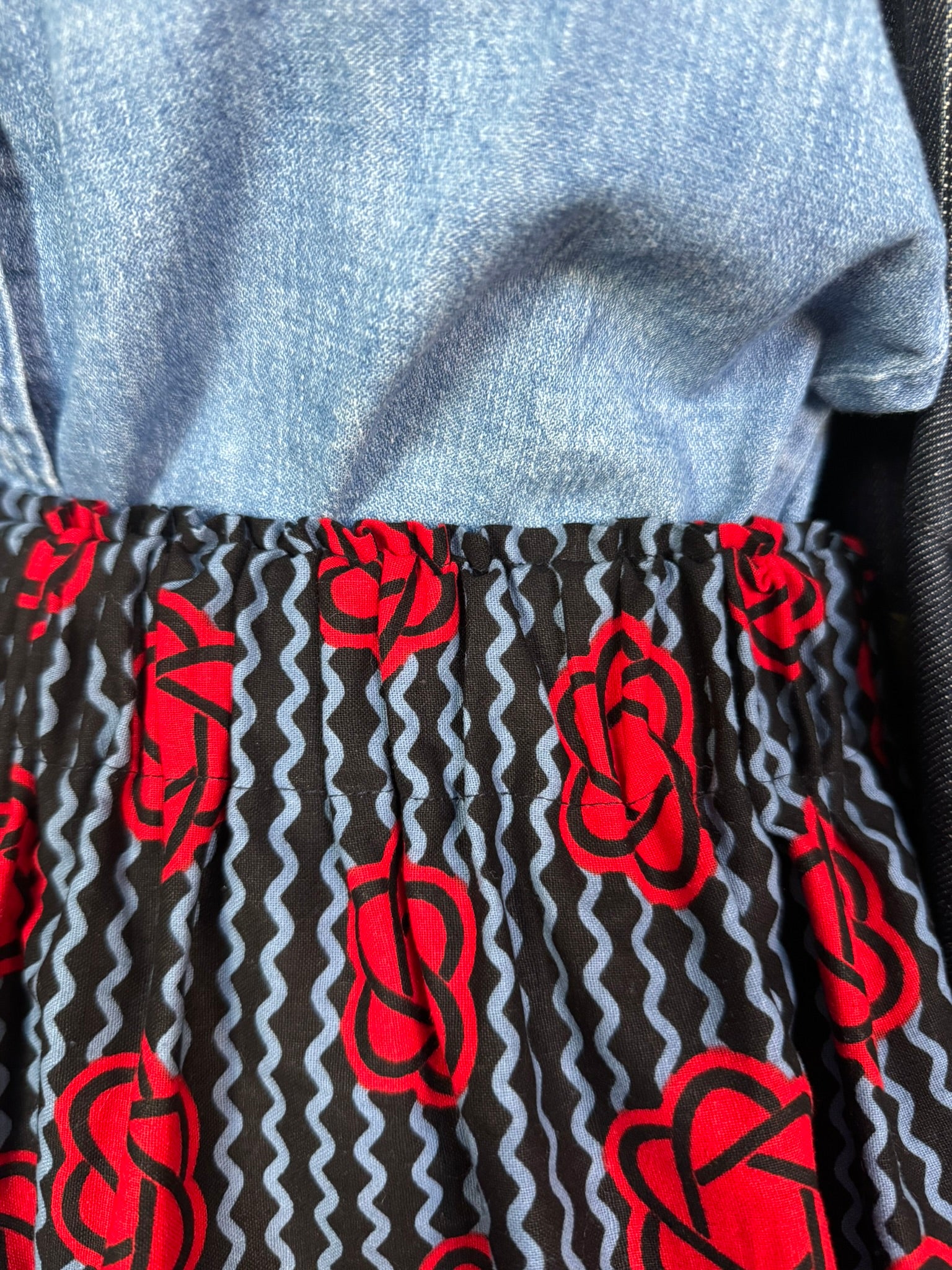 Red Flowers Elastic Waist Midi Skirt