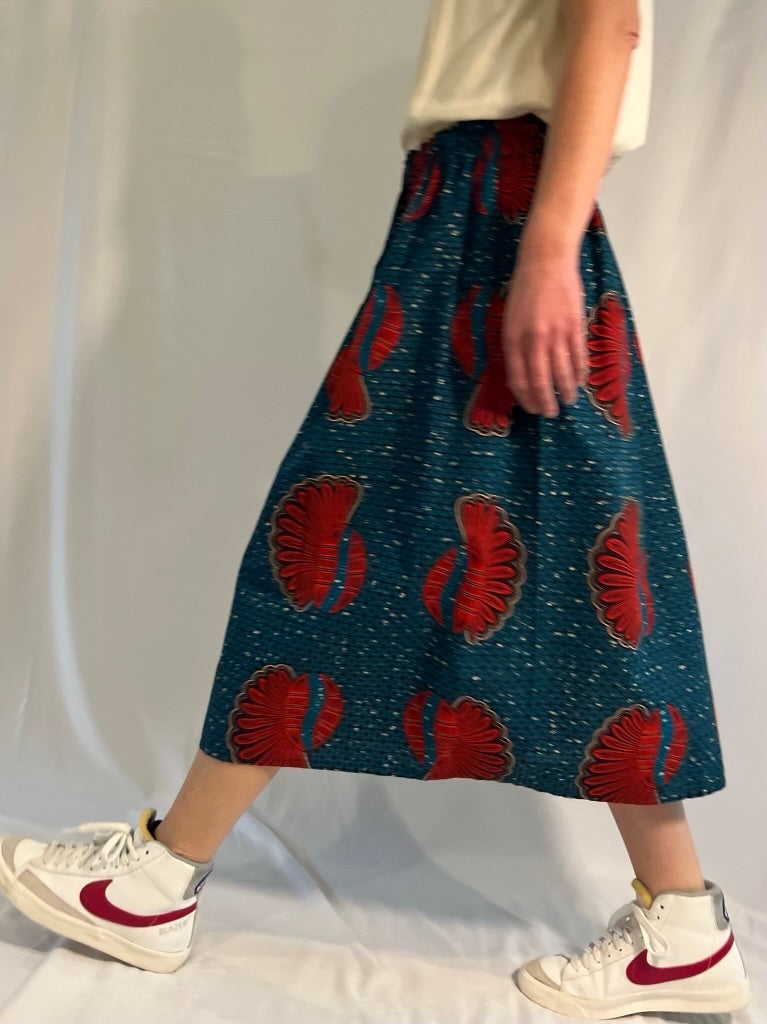 Blue & Red coffee bean Elastic waist midi skirt African print model walking