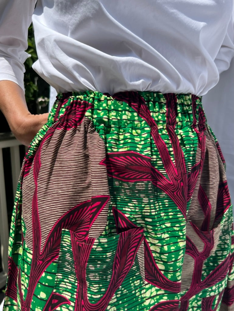 Green & Pink elastic waist mid skirt African print waist close up