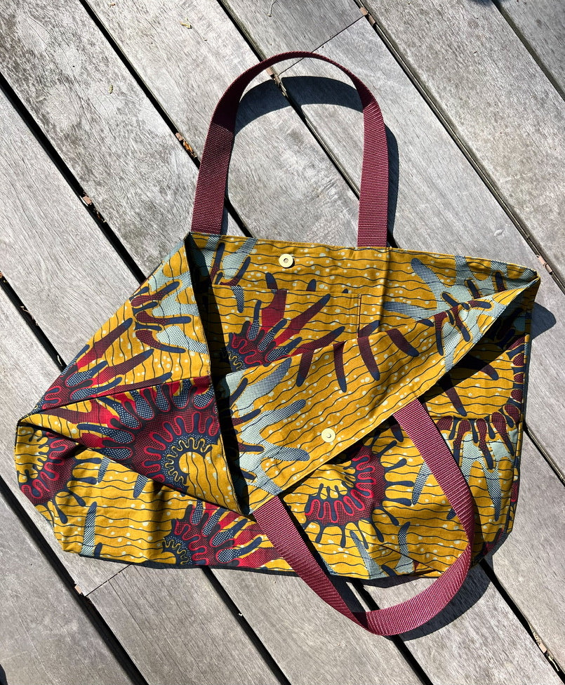 Bronze great big bag African Print open