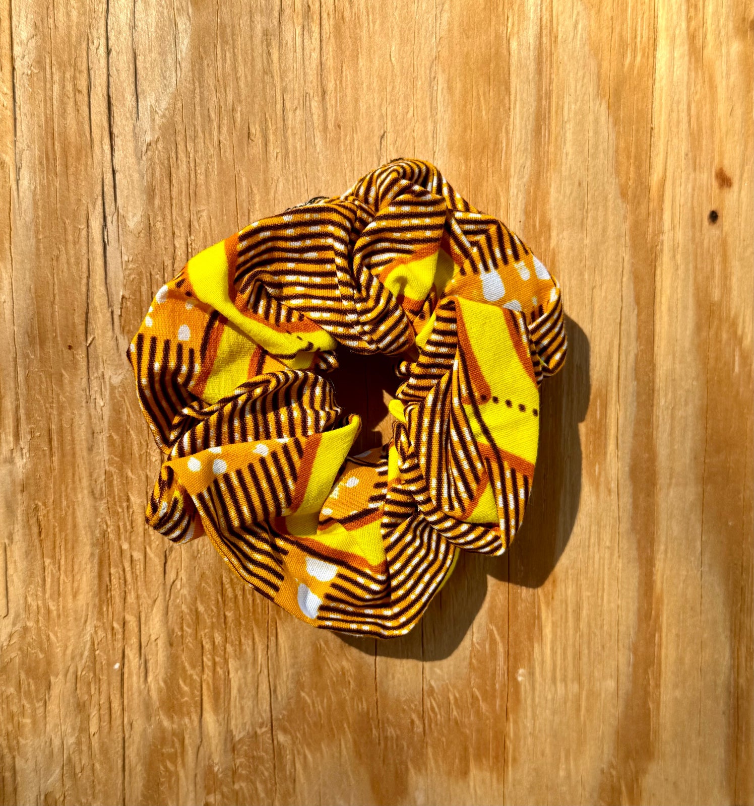 Scrunchie African Print bright yellow circles