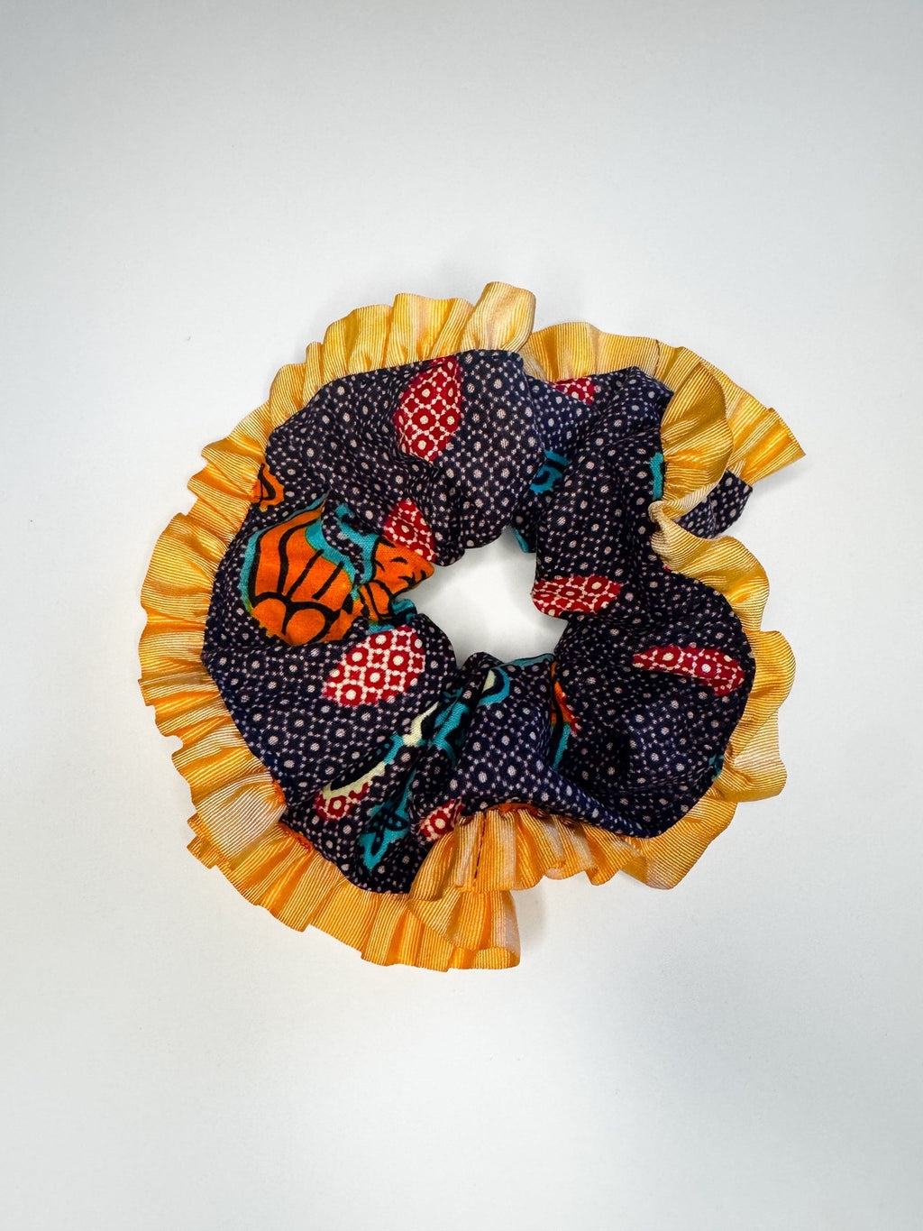 Oversized onsēm Scrunchie Apricot Ruffle